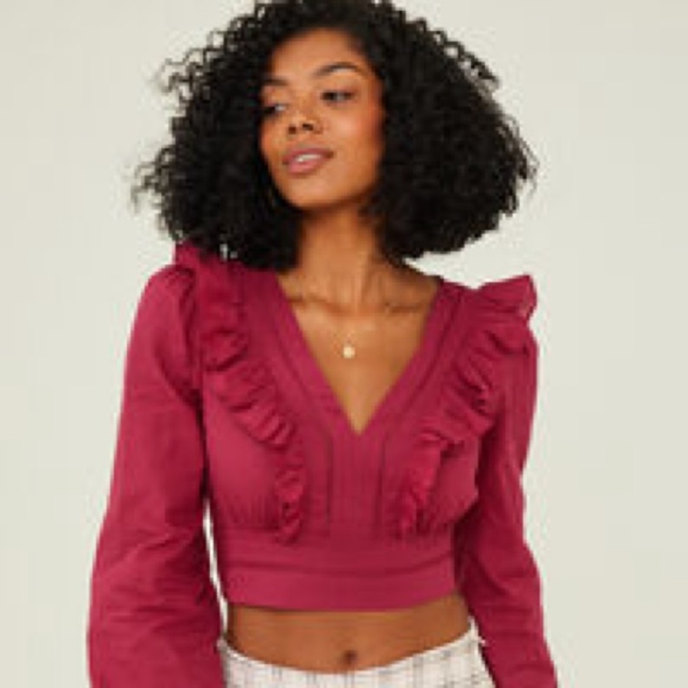 Altar’d State Crop top large NEW
